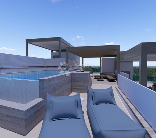 Thumbnail 6135712 - 5