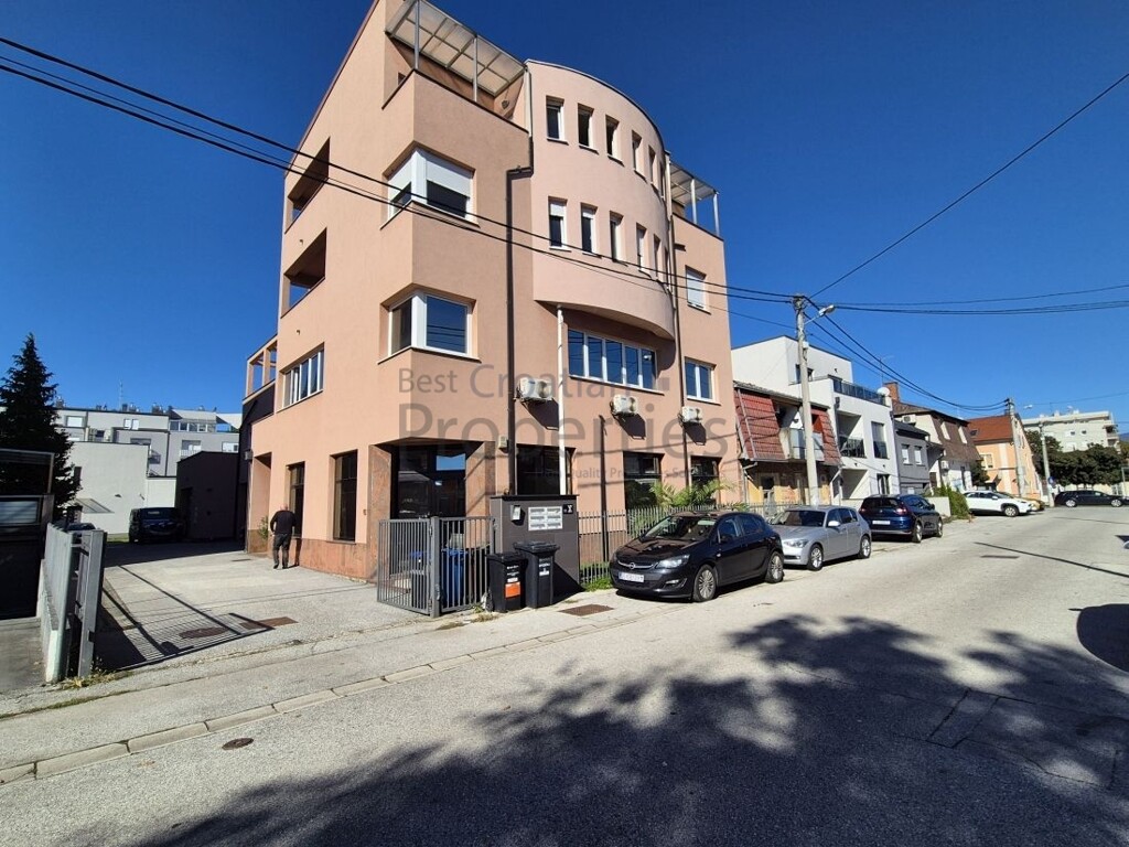 Image 6135871 - 12