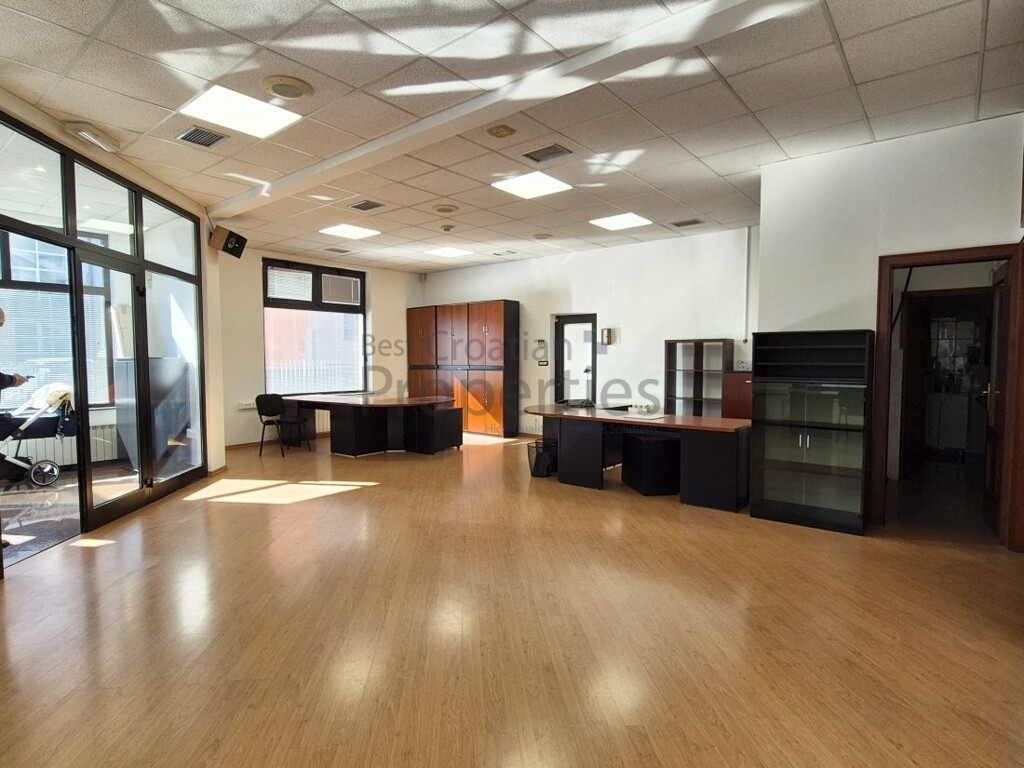 Image 6135871 - 1
