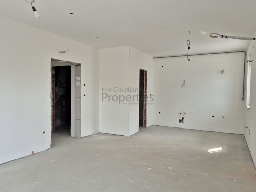 Thumbnail 6135877 - 2