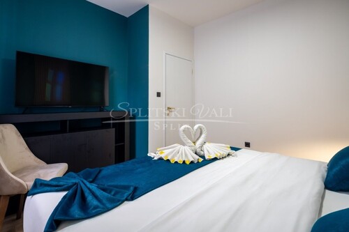 Thumbnail 6135909 - 8