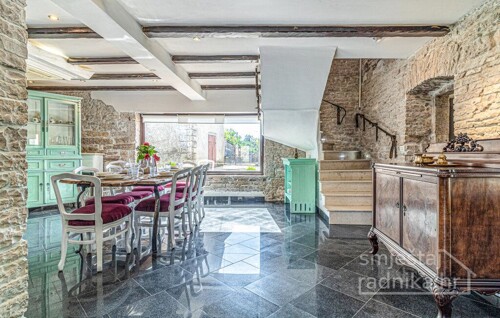 Thumbnail 6135916 - 6