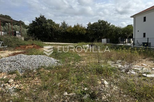 Istra, Poreč - građevinsko zemljište na traženoj lokaciji