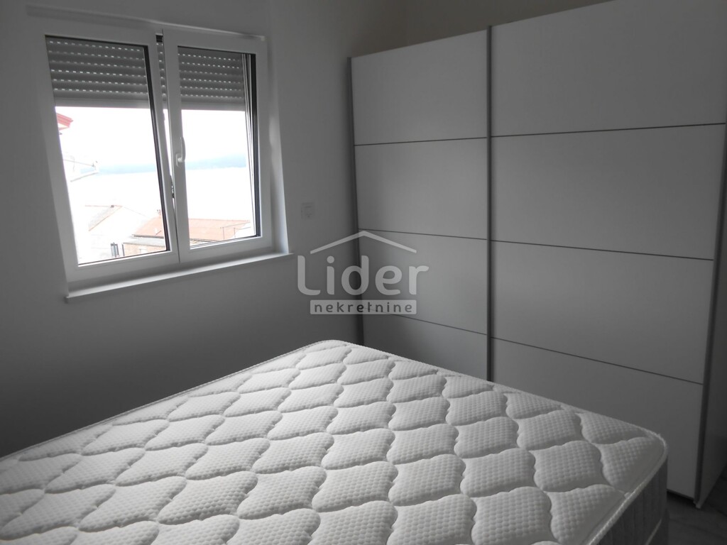 Image 6136240 - 7