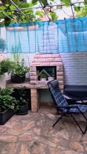 Thumbnail 6136271 - 12