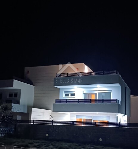 Dvojna Villa sa bazenom - Vir