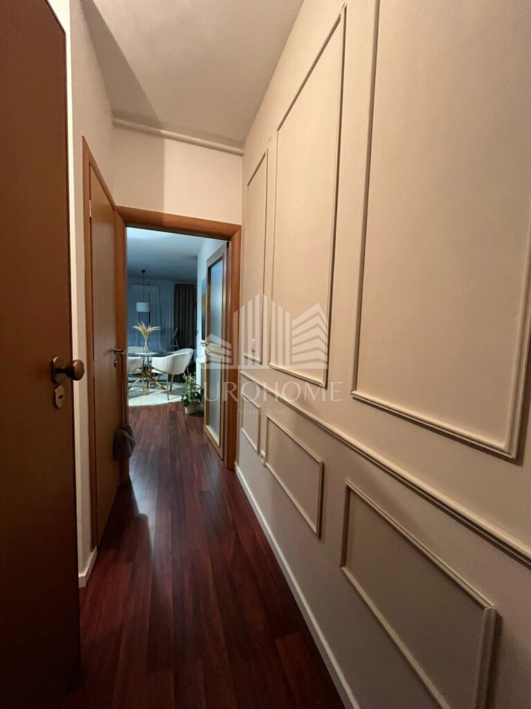 Image 6136289 - 5