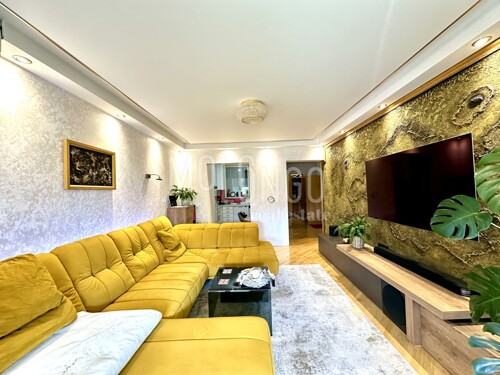 Thumbnail 6136358 - 3