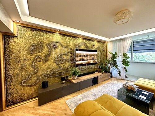 Thumbnail 6136358 - 2