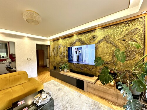 Thumbnail 6136358 - 1