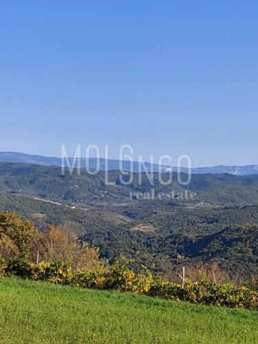 ISTRA, PAZIN - Građevinsko zemljište sa spektakularnim pogle
