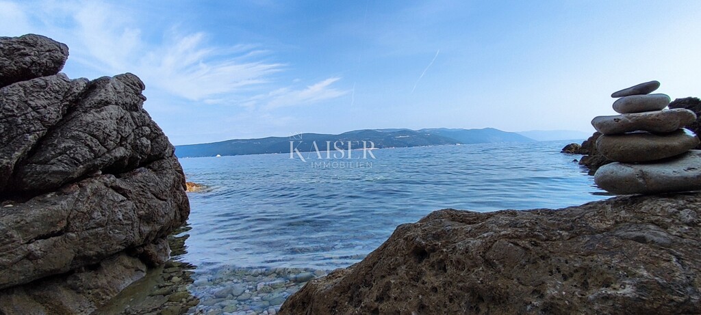 Image 6136447 - 4
