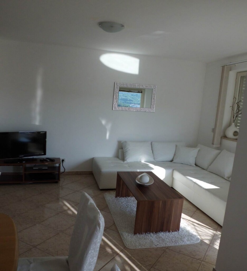 Image 6136511 - 2
