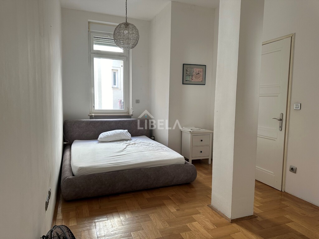 Image 6136522 - 8