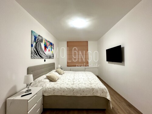 Thumbnail 6136921 - 8