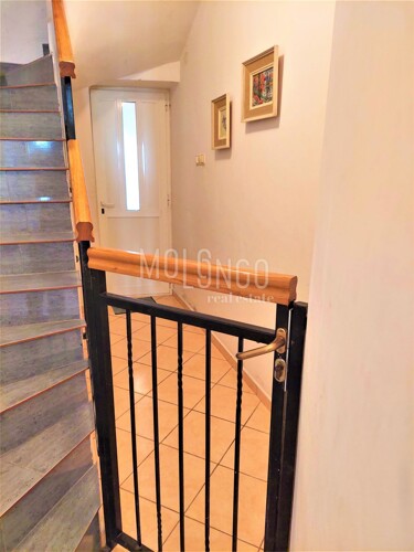 Thumbnail 6136926 - 10