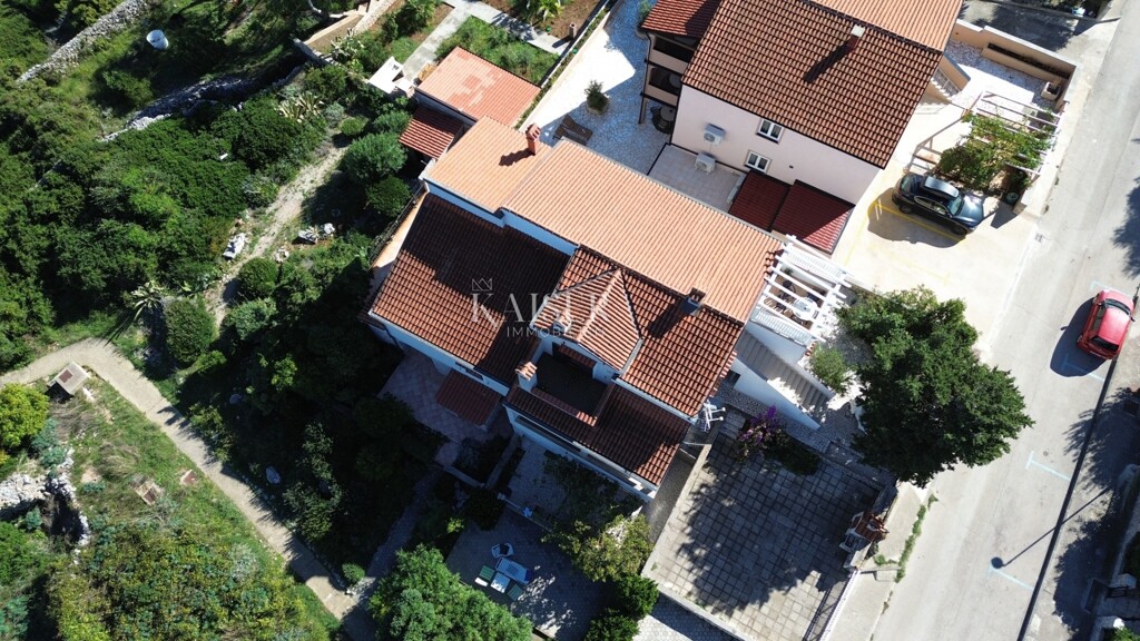 Image 6137034 - 4