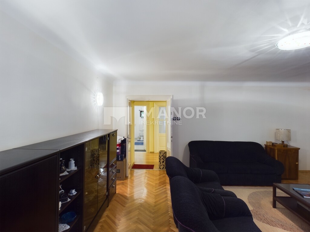 Image 6137036 - 6