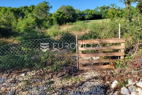 Zadar, Gornja Murvica građevinsko zemljište površine 4237 m2