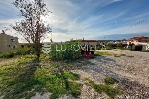 Istra, Pula, građevinsko zemljište, 1000 m2, s pogledom na grad
