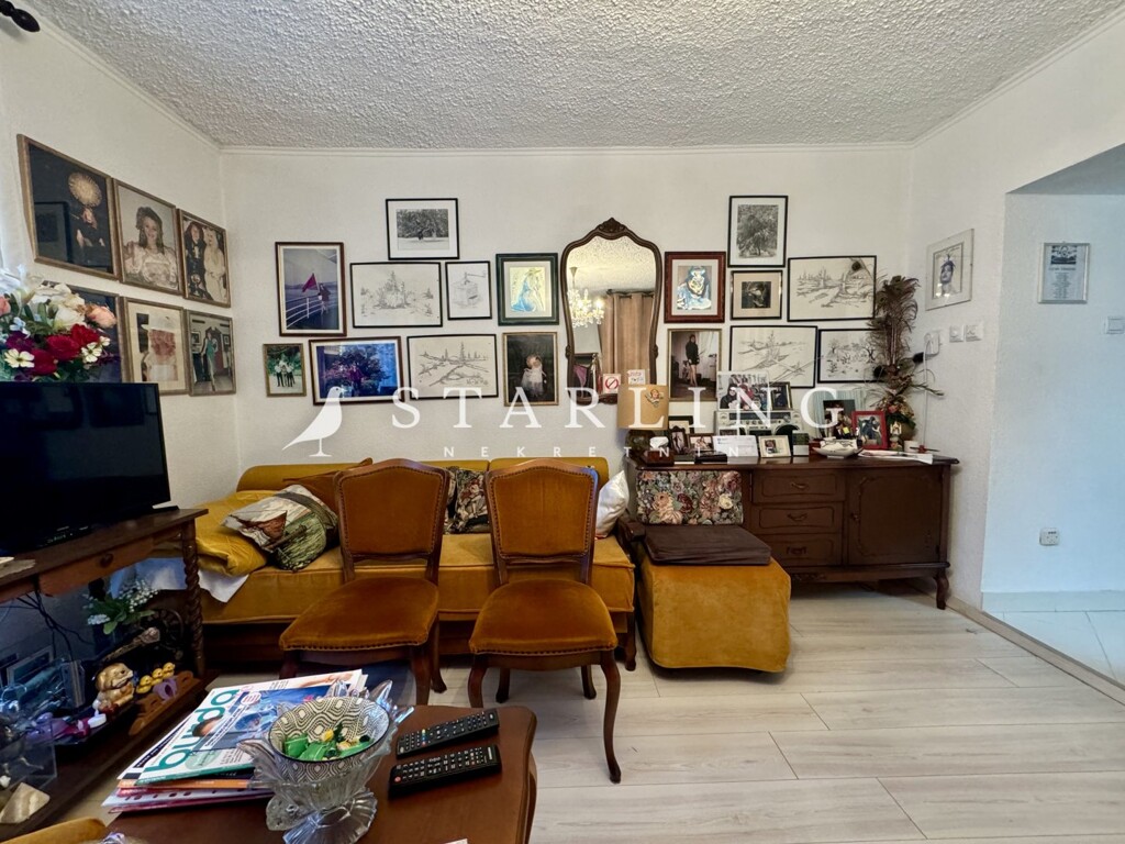 Image 6137443 - 3