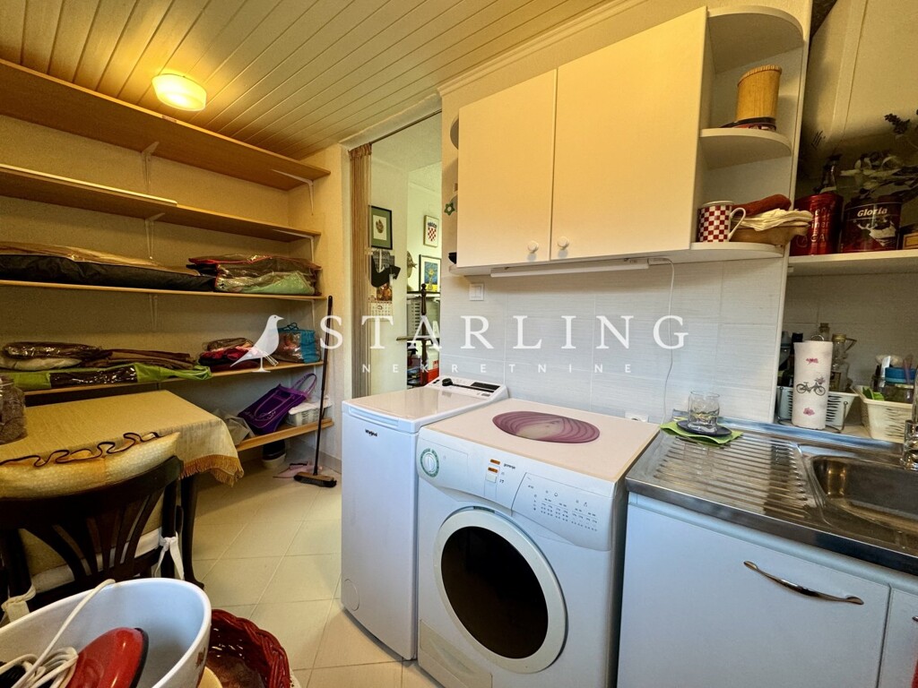 Image 6137443 - 6