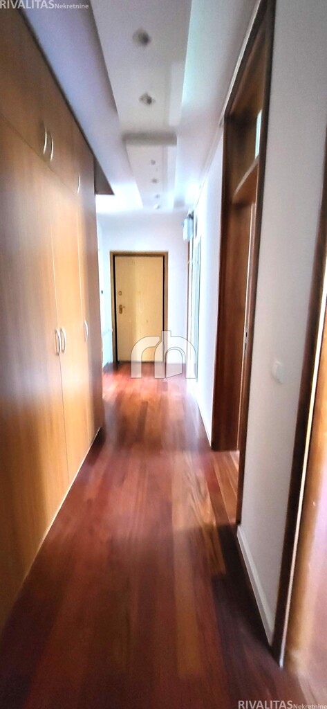 Image 6137445 - 10