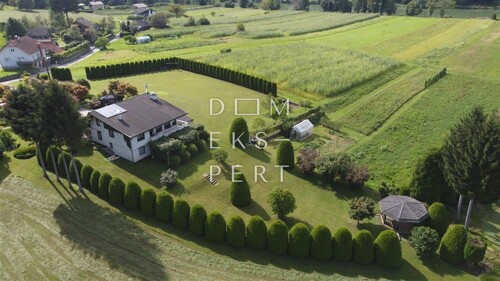 Pribanjci, Idilično imanje uz Kupu sa 76000 m² dodatnog zeml