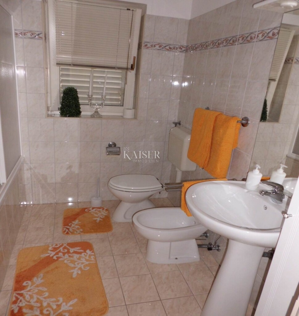 Image 6137664 - 9