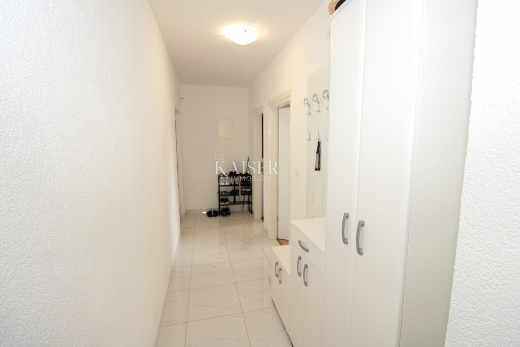 Image 6137666 - 6
