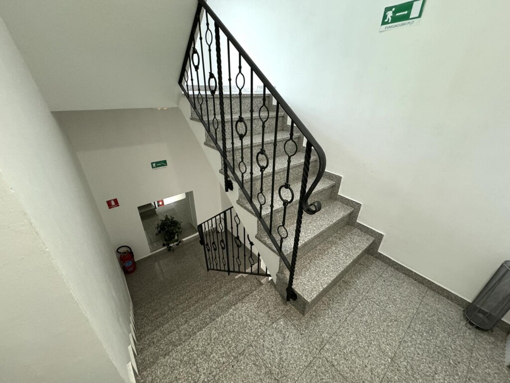 Image 6137735 - 25