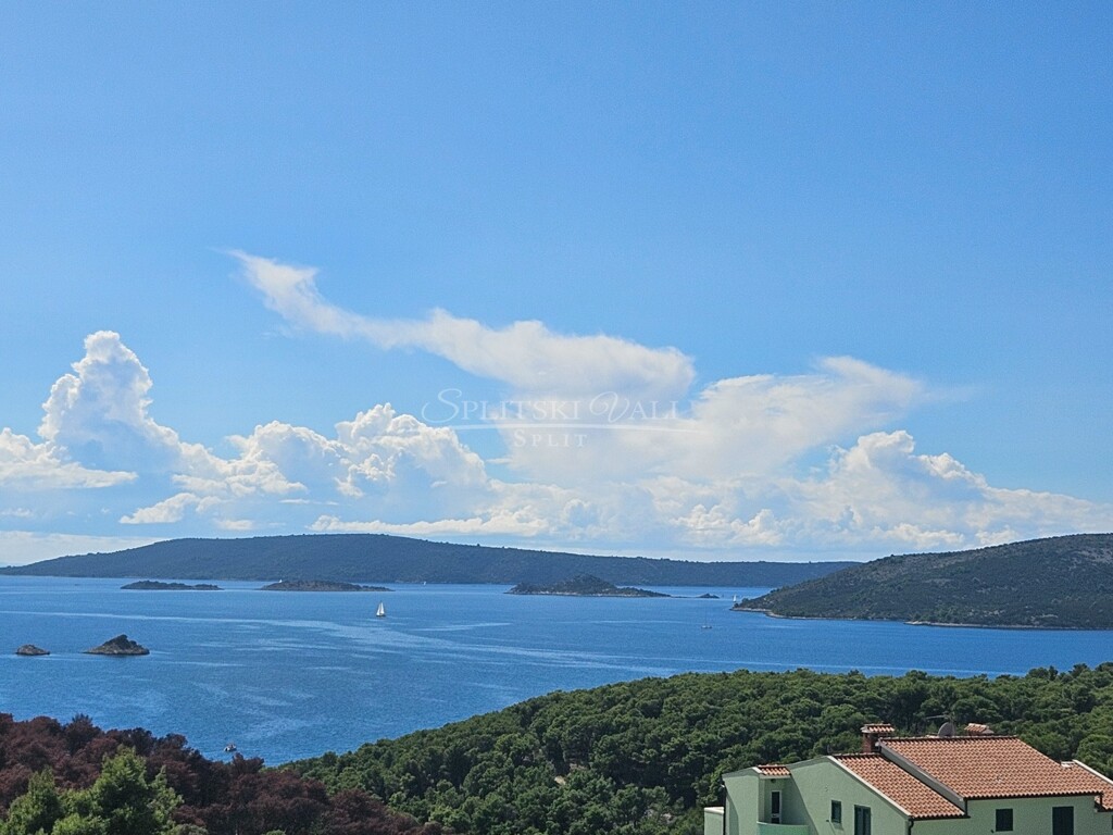 Image 6137747 - 3
