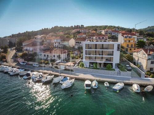 Thumbnail 6137764 - 6