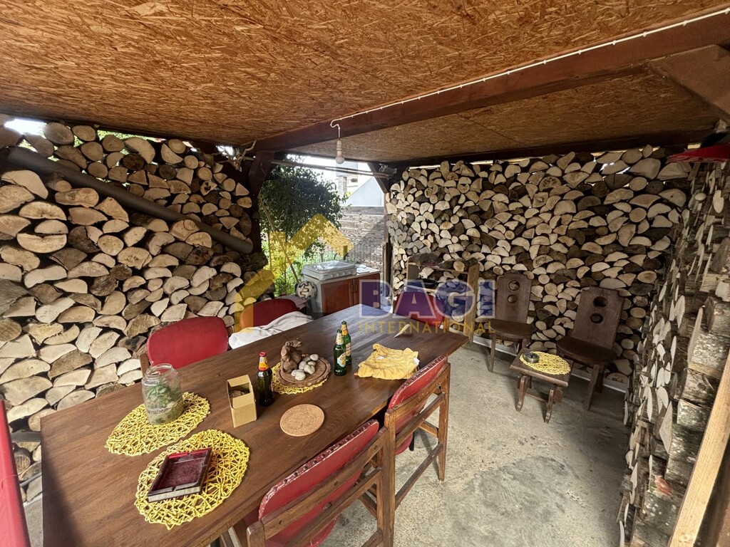 Image 6138457 - 8