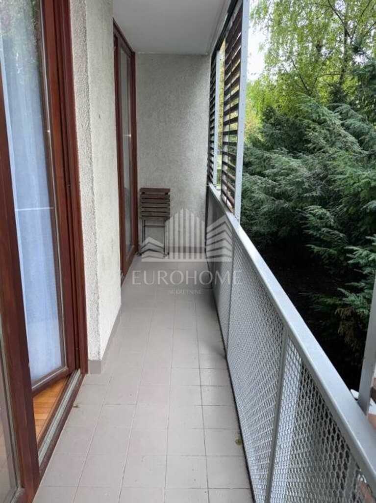 Image 6138463 - 8