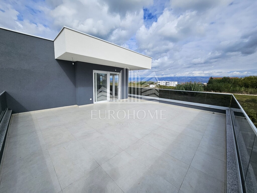 Image 6138467 - 6