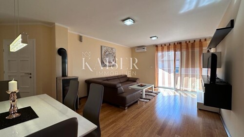 Crikvenica - stan u prizemlju s pogledom na more, 112 m2