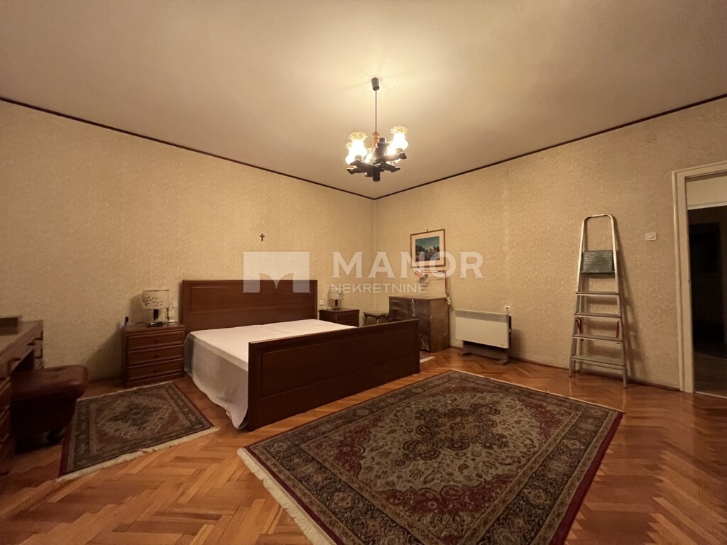 Image 6138790 - 4