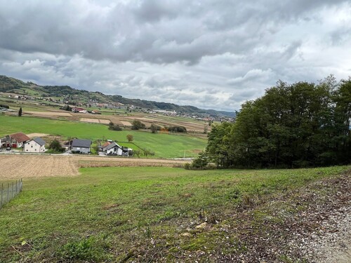 Dukovec-građevinsko zemljište 1100m2