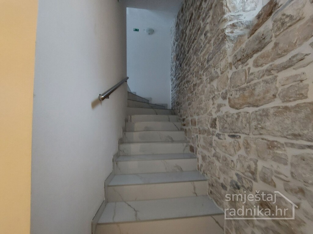 Image 6138868 - 4