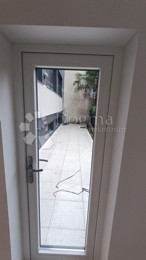 Image 6140040 - 17