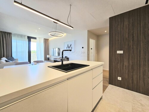 Thumbnail 6140041 - 9