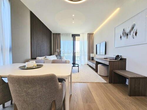 Thumbnail 6140041 - 5