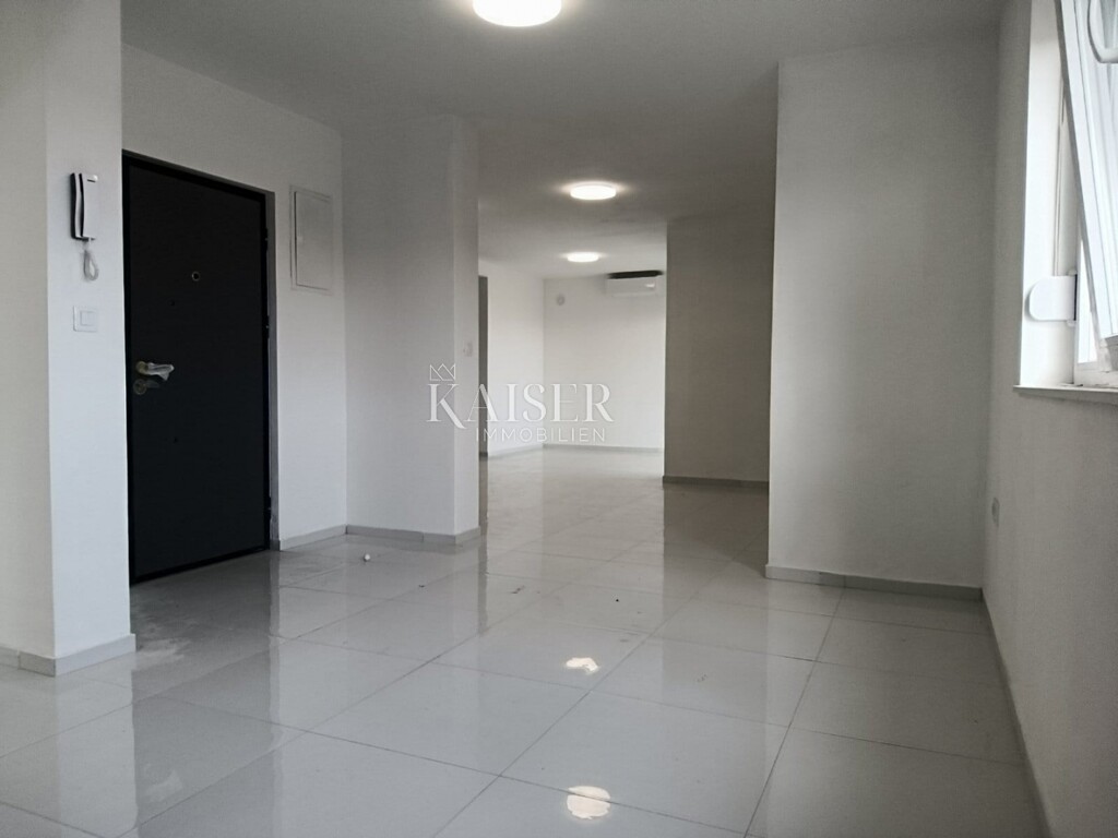 Image 6140100 - 3