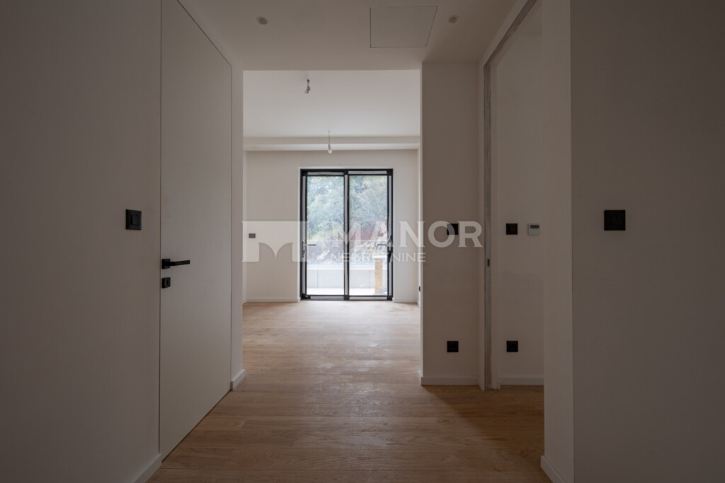 Image 6140103 - 4