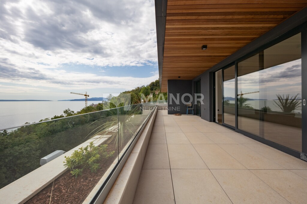 Image 6140107 - 2