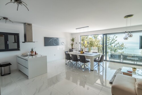 OPATIJA, POBRI - Luksuzna villa s infinity krovnim bazenom