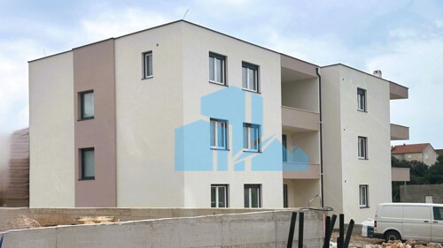 Stan, novogradnja: Šibenik, Brodarica