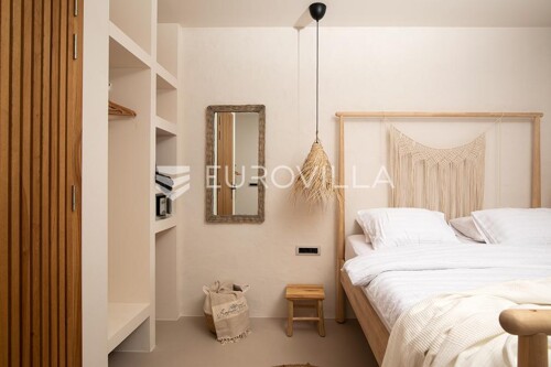 Thumbnail 6140779 - 15