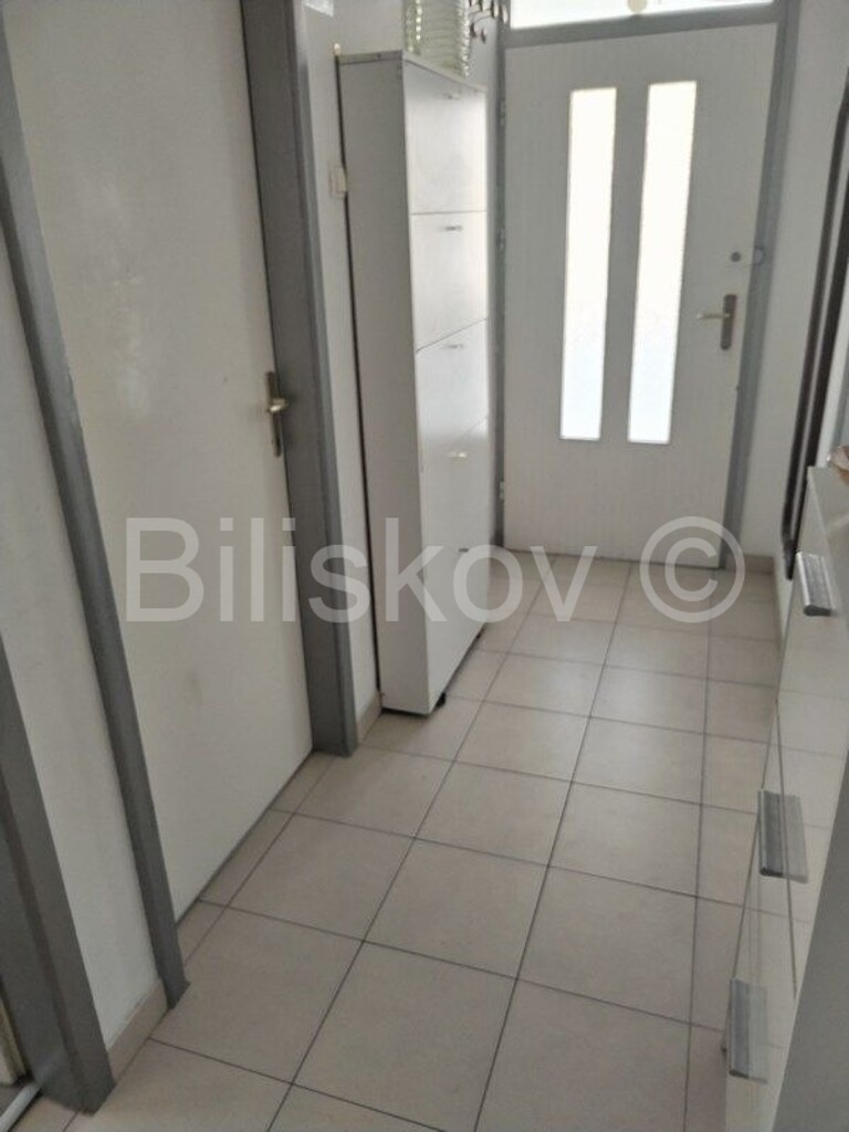 Image 6140902 - 8
